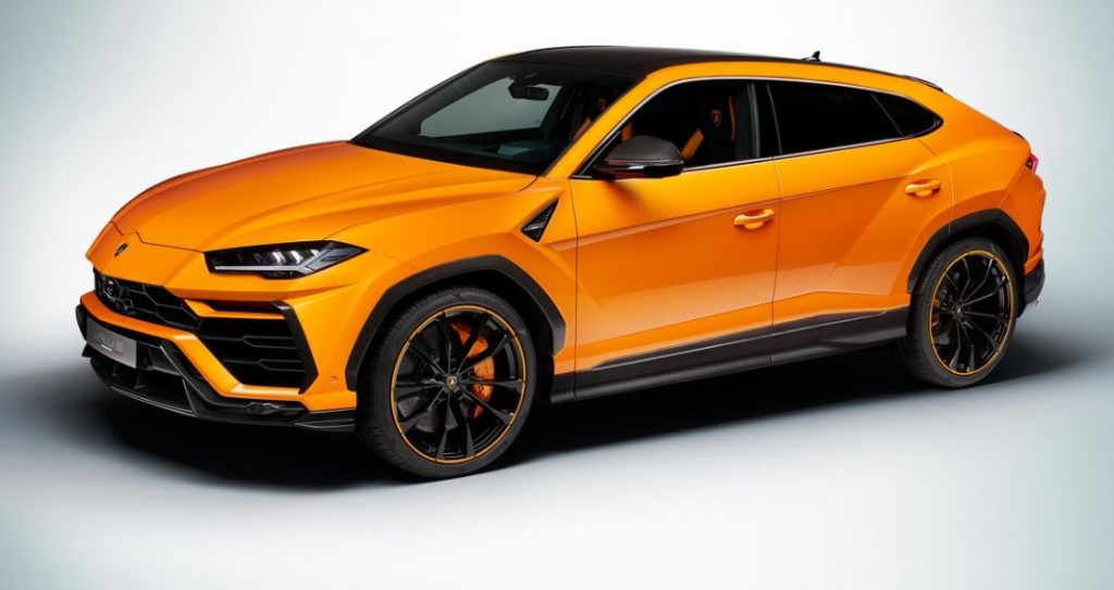 2021 Lamborghini Urus with new exterior styling